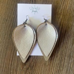 Leather metallic layered earrings